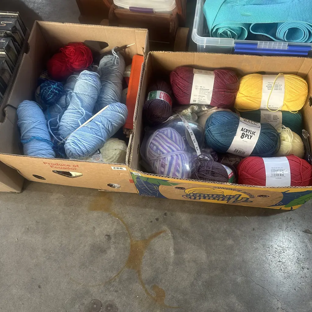 2 box knitting Image 1++