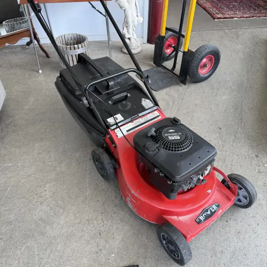good working lawn mower with new blades