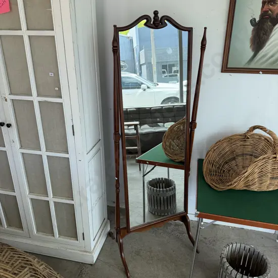 swinging dress mirror