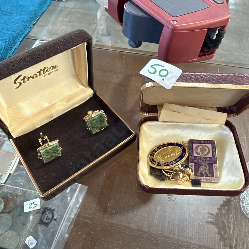 costume jewellery and cuff links Image 1++
