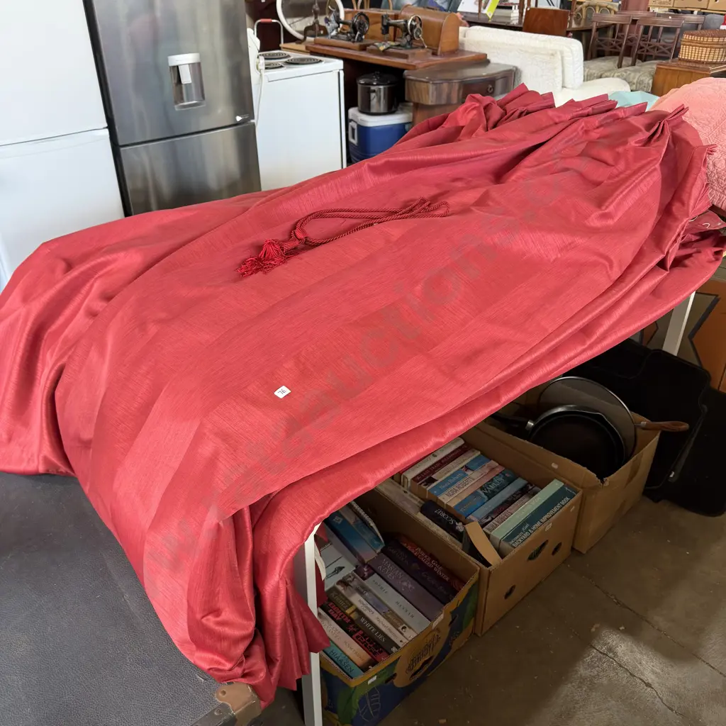 8 Red drops 2m curtains plus a pr of light Blue curtains (with thermal backing) Image 1++