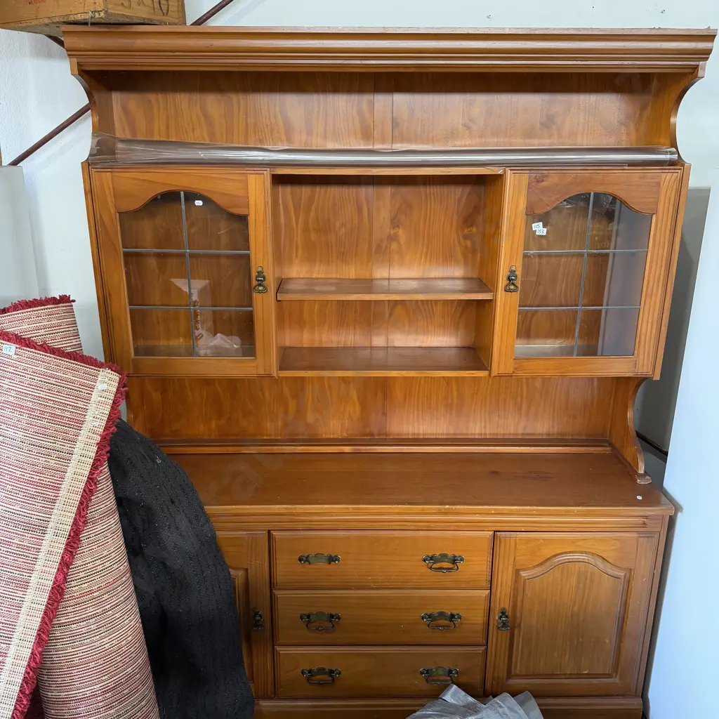 hutch dresser Image 1++