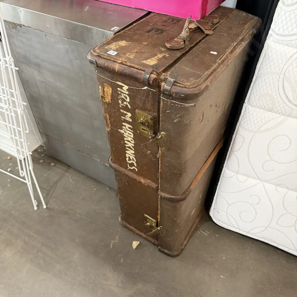 trunk Image 1++