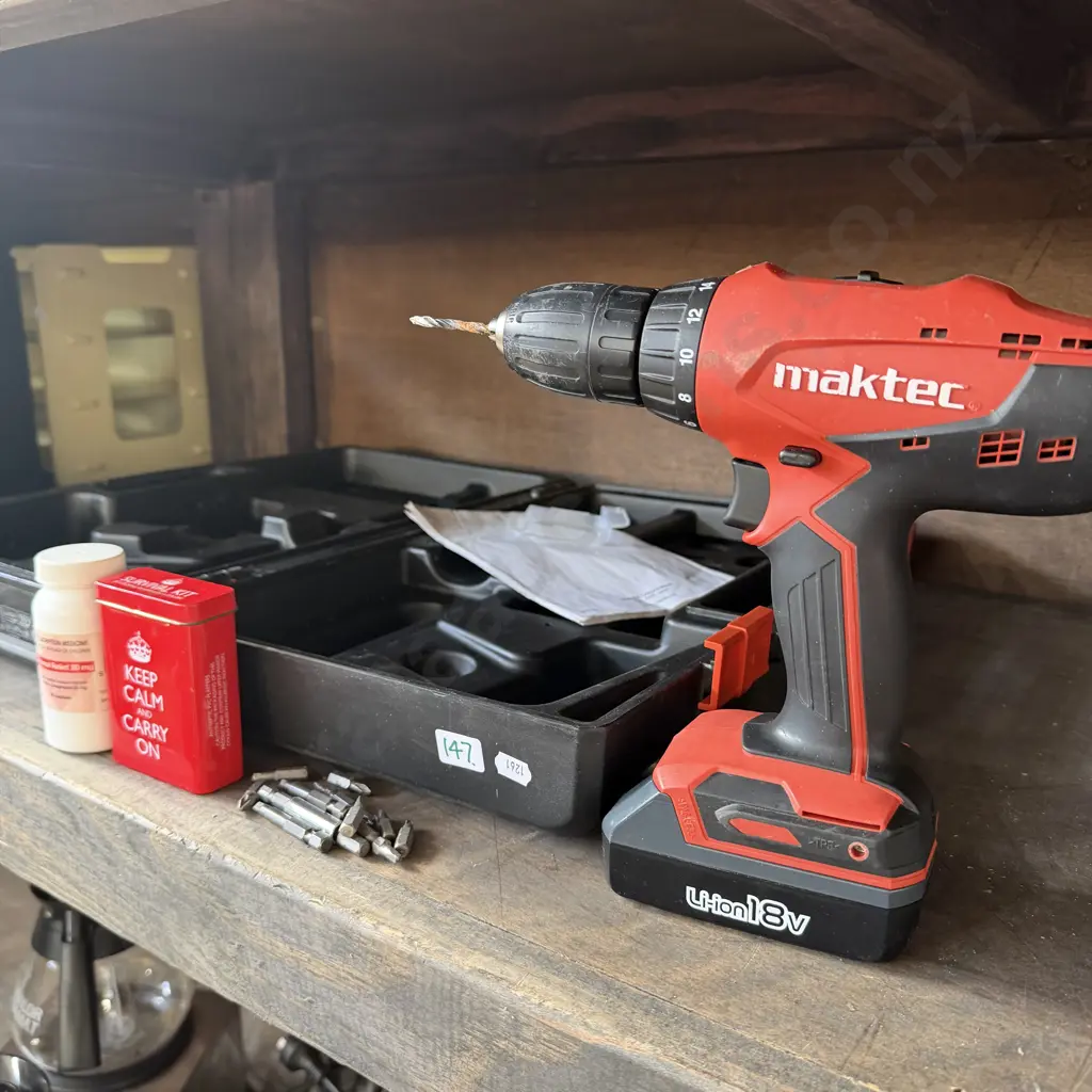 18v drill Maktec by Makita Image 1++
