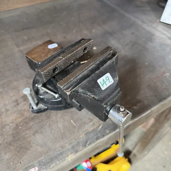 rotating anvil vice
