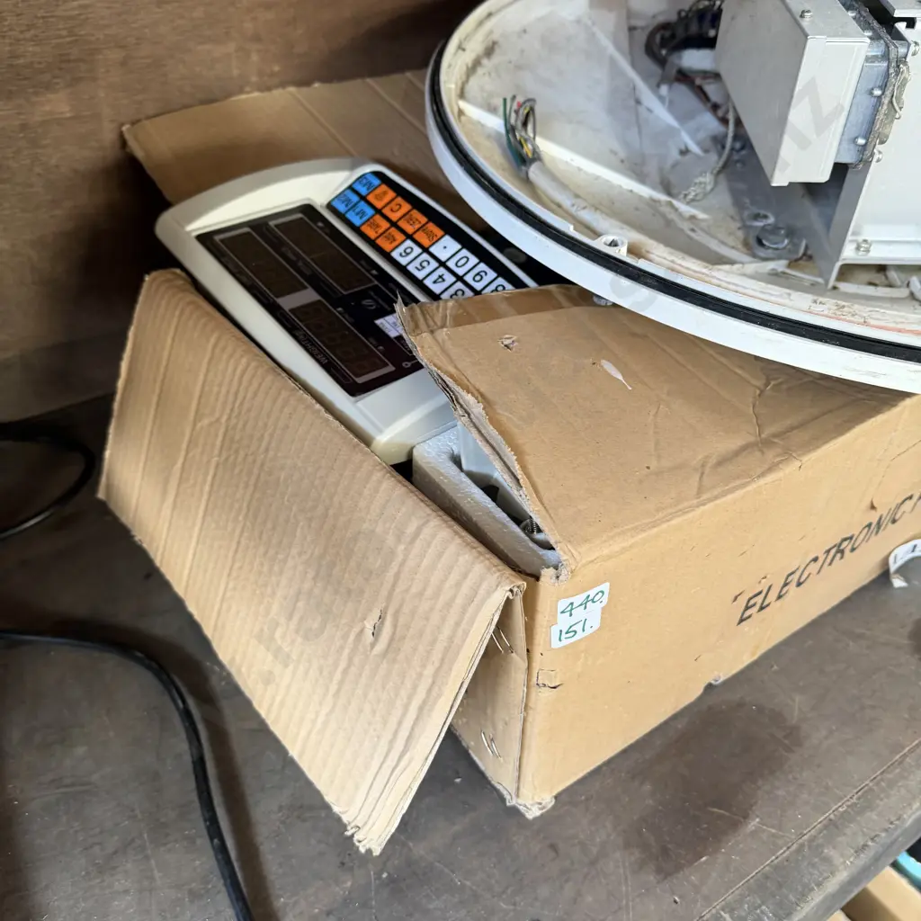 electronic scales etc Image 1++