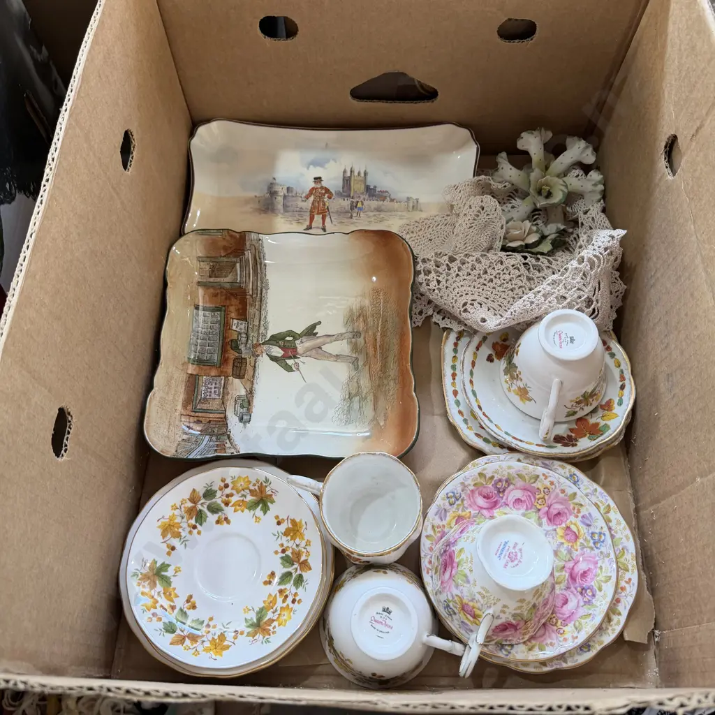 Royal Doulton plates and tea sets etc. Image 1++