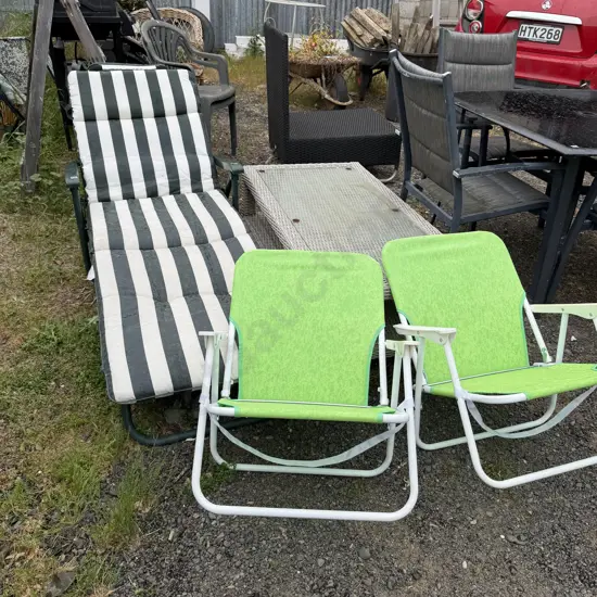lounger and deck chairs