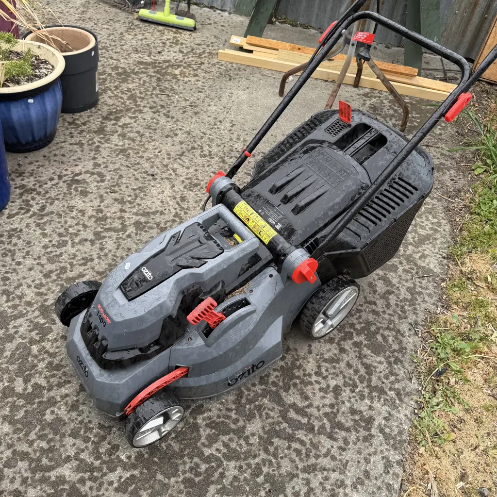 electric lawn mower Image 1++