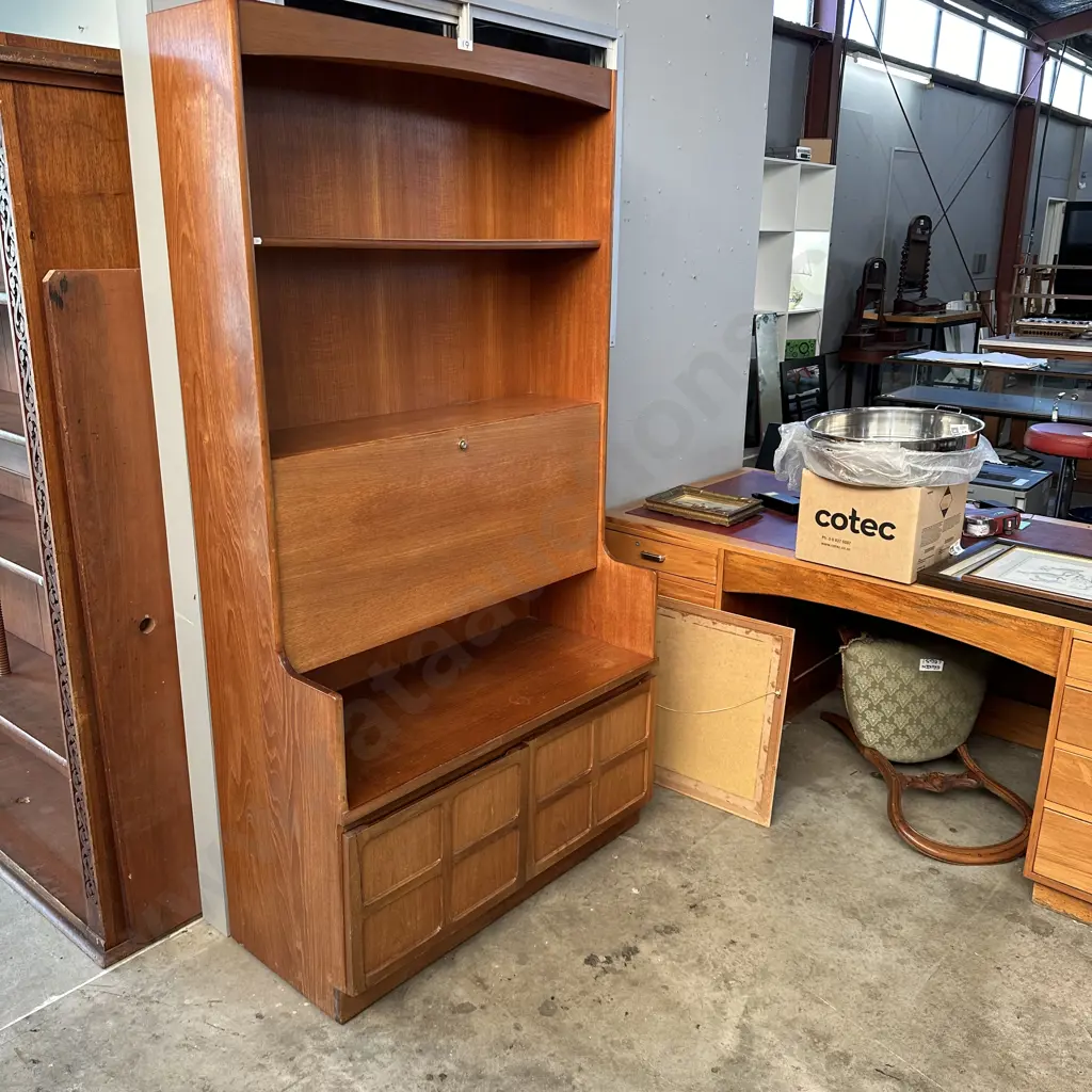 Mid century wall unit Image 1++