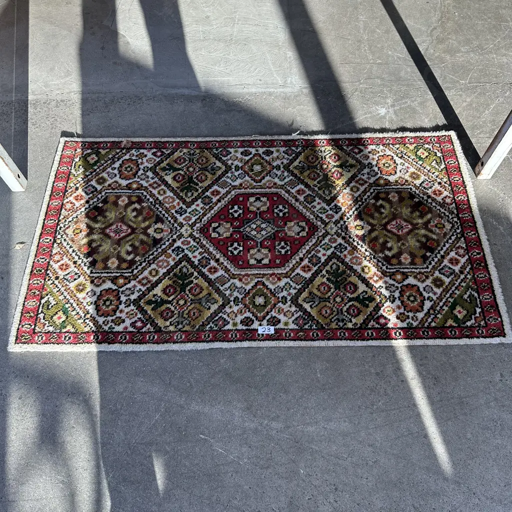 rug 1250x680 Image 1++