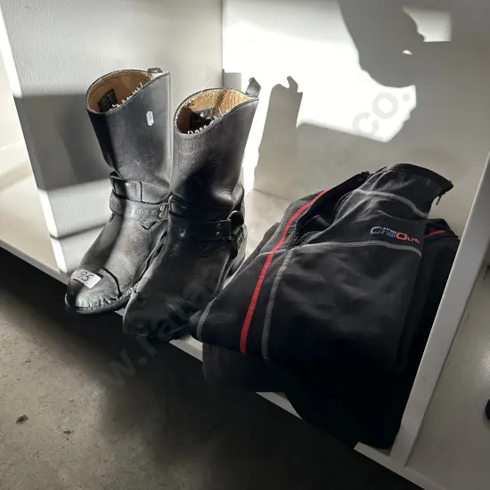 boots clothes