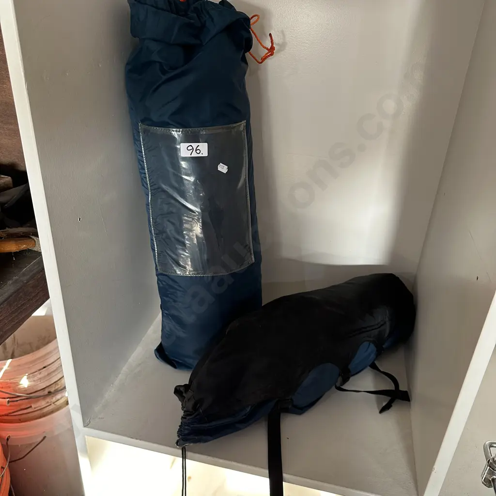 2 tents Image 1++