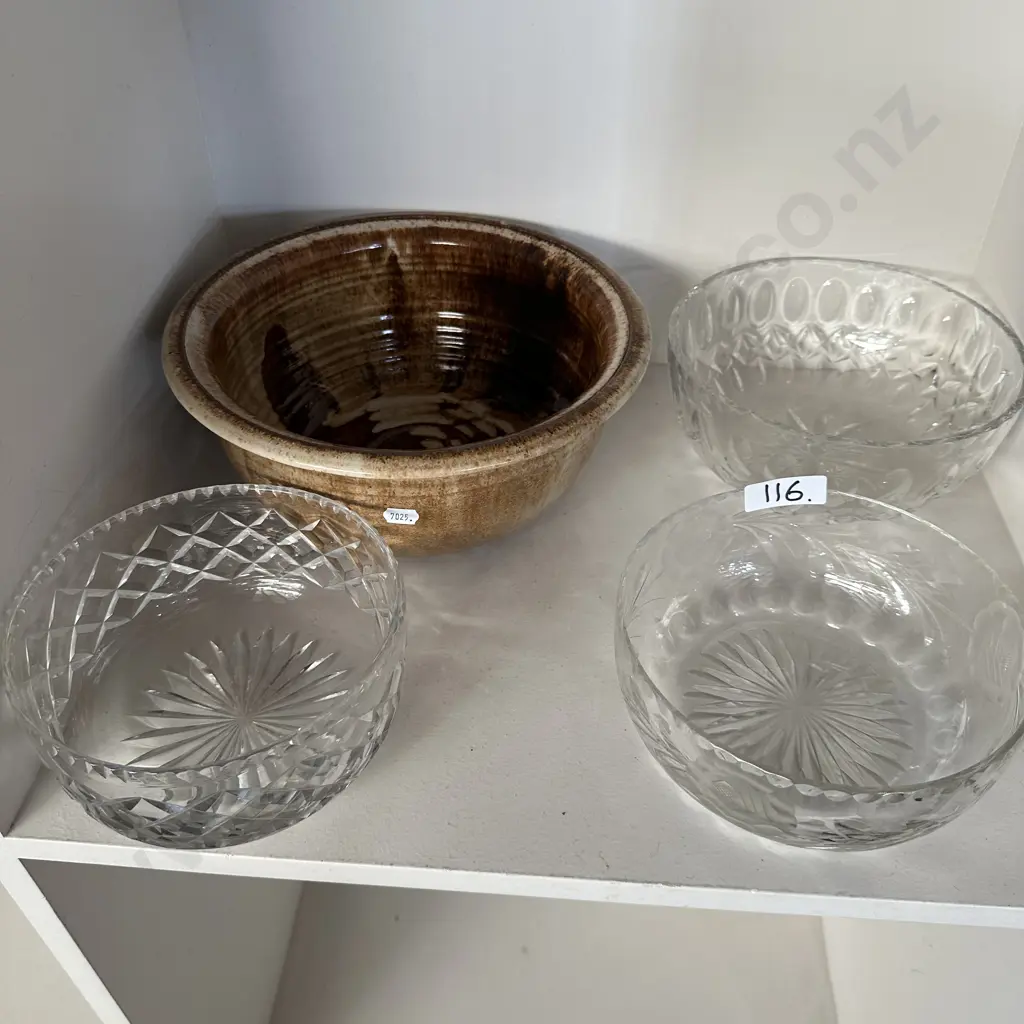 4 bowls Image 1++