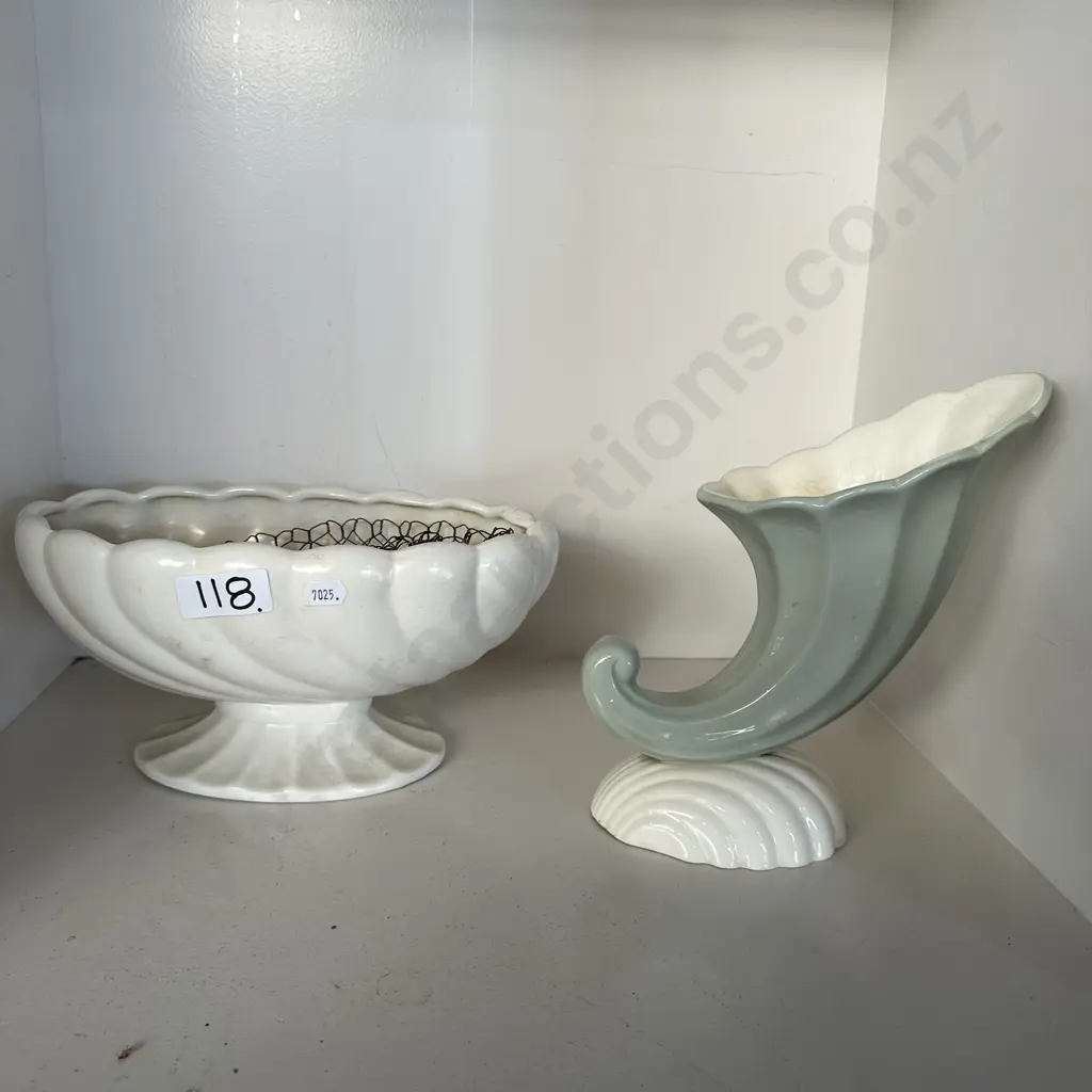 2 vases Image 1++