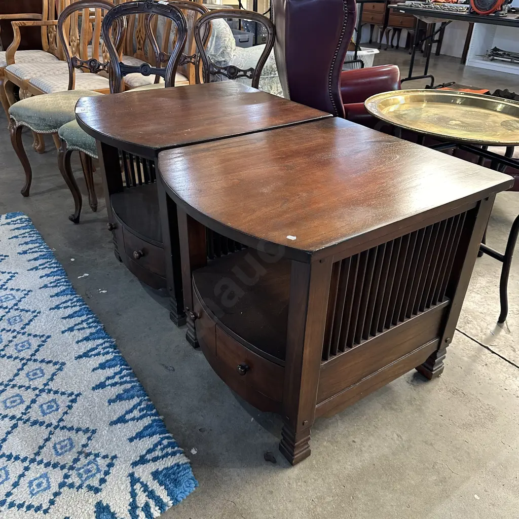 pair cabinets Image 1++