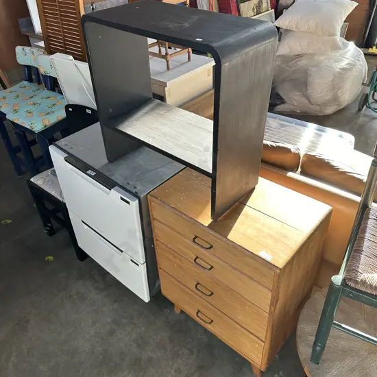 drawers shelf