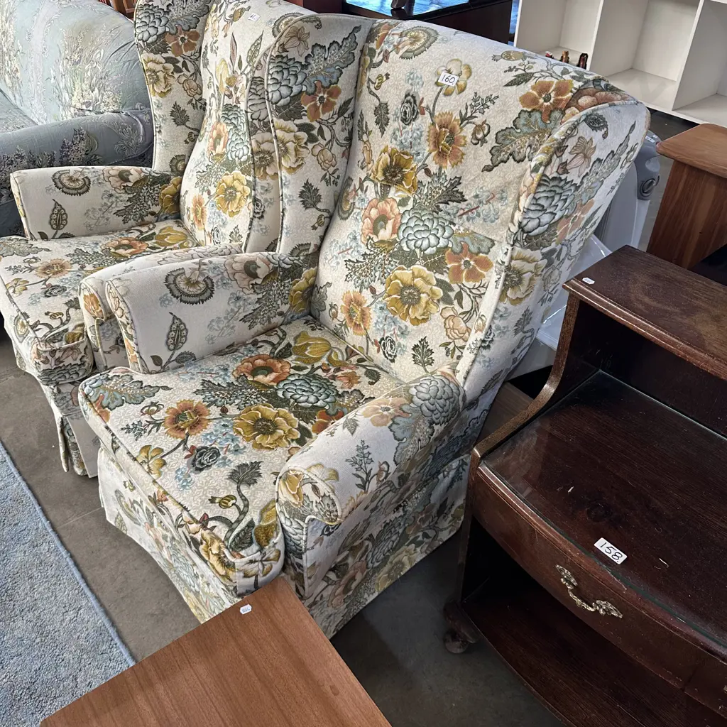 wing back rocker chair Image 1++