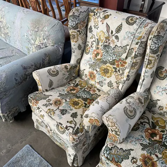 wing back chair