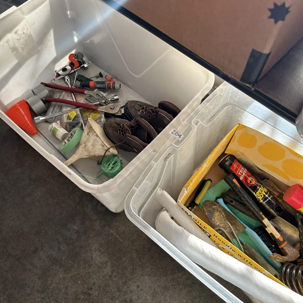 2 bins tools etc Image 1++