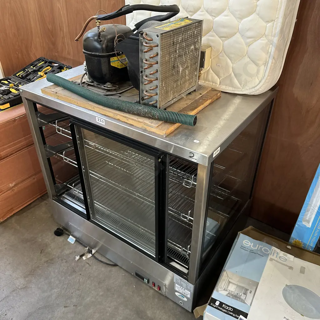 bench top fridge display Image 1++