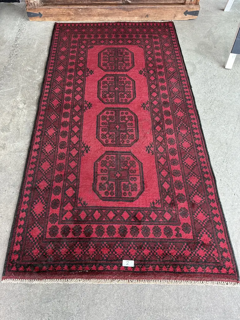 Elephant foot rug 1950 x 1020 Image 1++