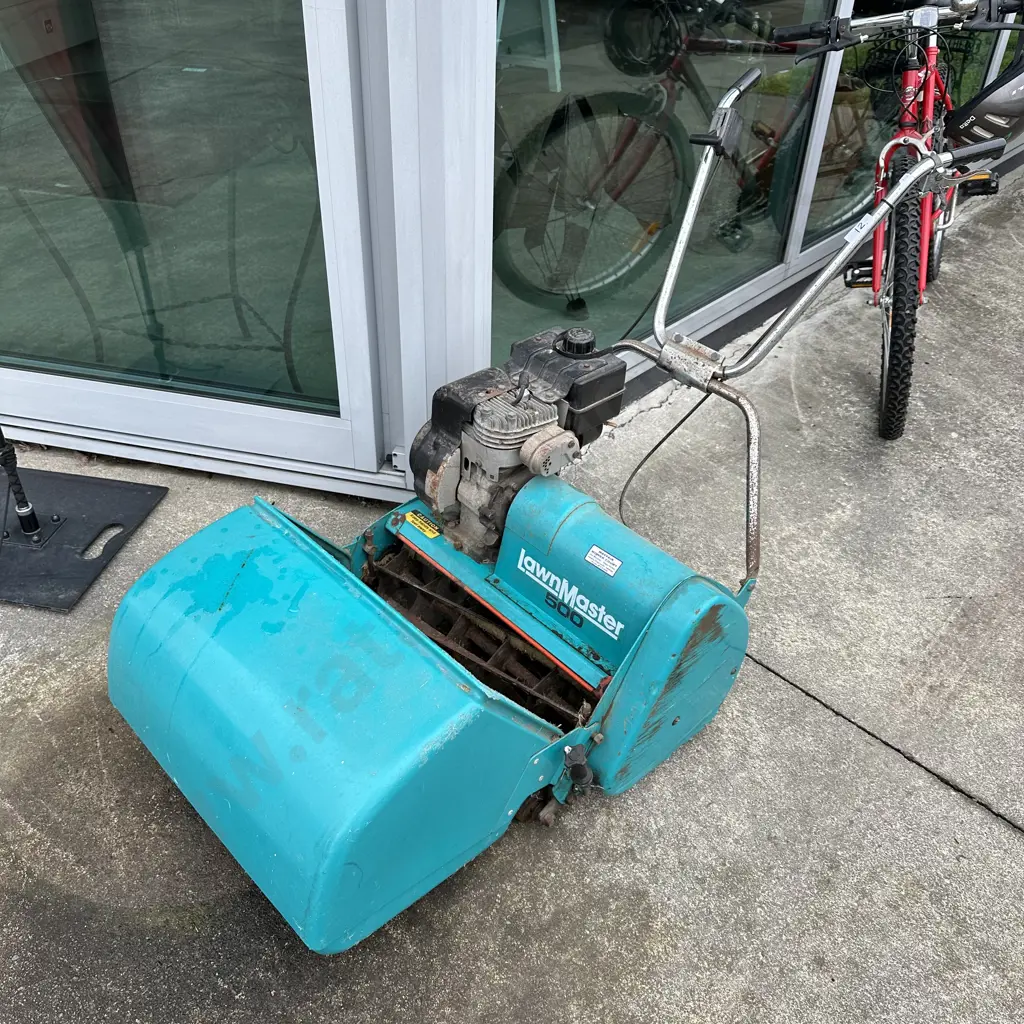 Lawn Master 500 reel mower (sold as working) Image 1++