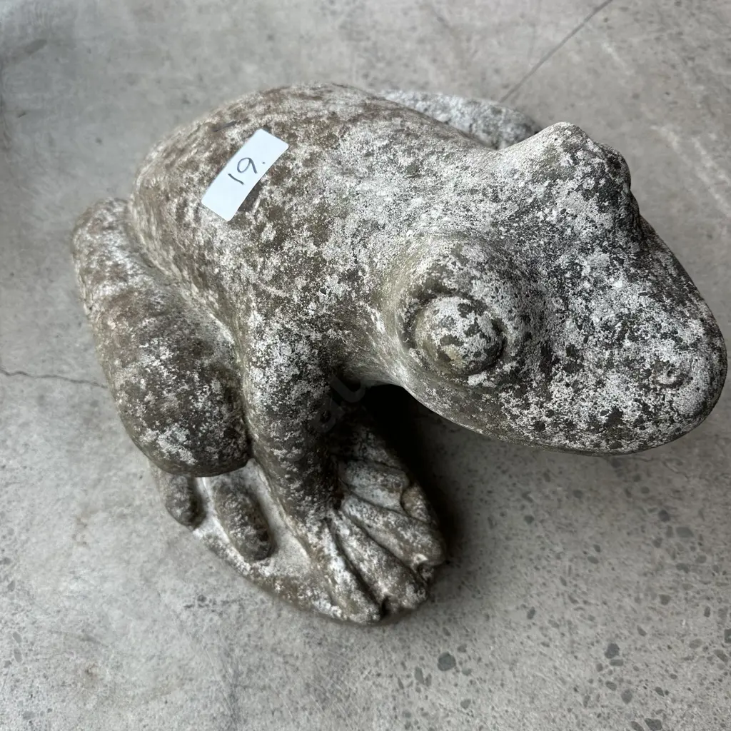 Large old concrete frog Image 1++