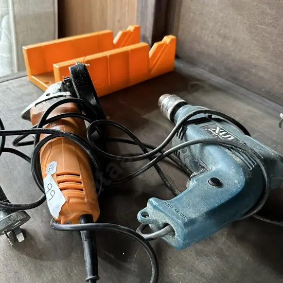 Cutter and hammer drill