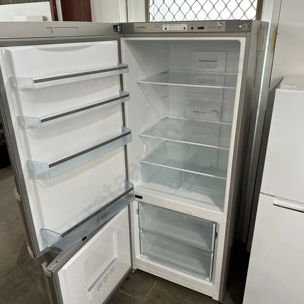Bosch fridge freezer Image 1++
