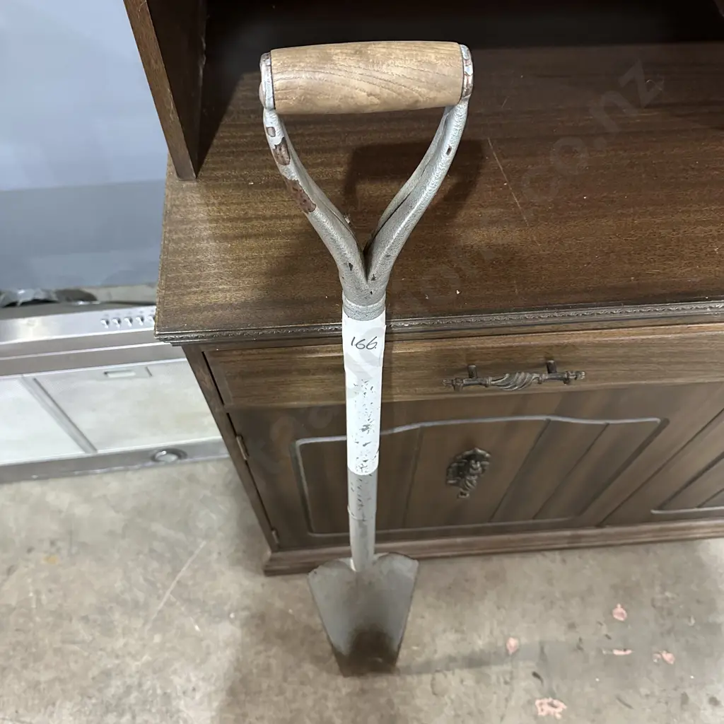 Fencing spade Image 1++