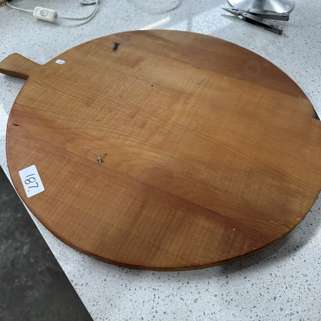 Wooden platter Image 1++