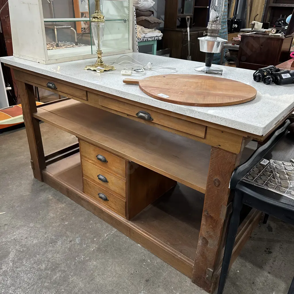 Kitchen island Image 1++