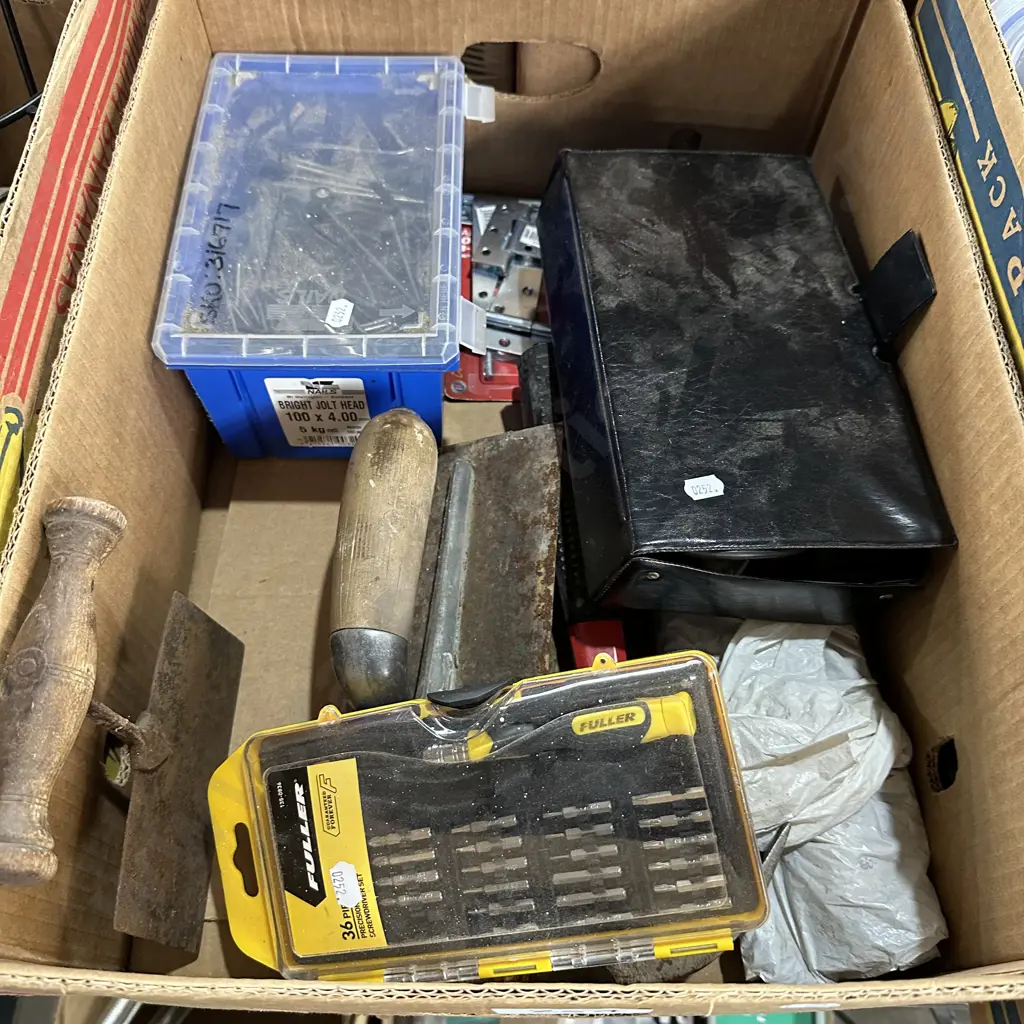 Hardware and tools Image 1++