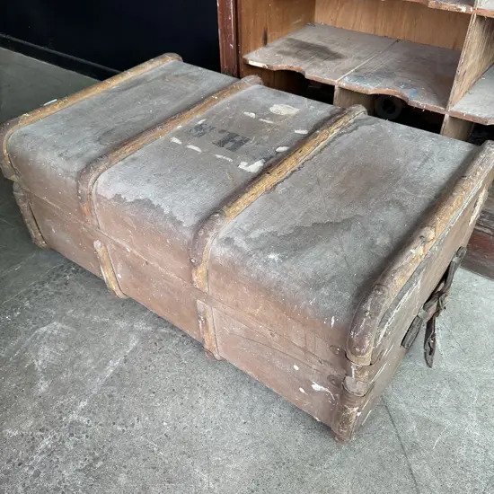 Cabin trunk