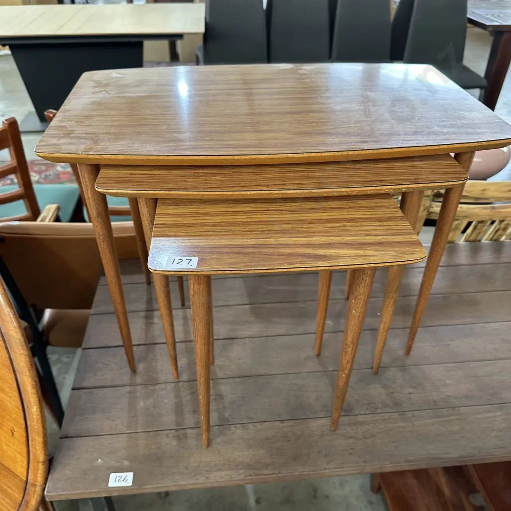 Nest of Mid-Century tables Image 1++