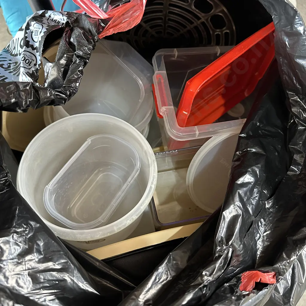 bin utensils and bag tupperware Image 1++
