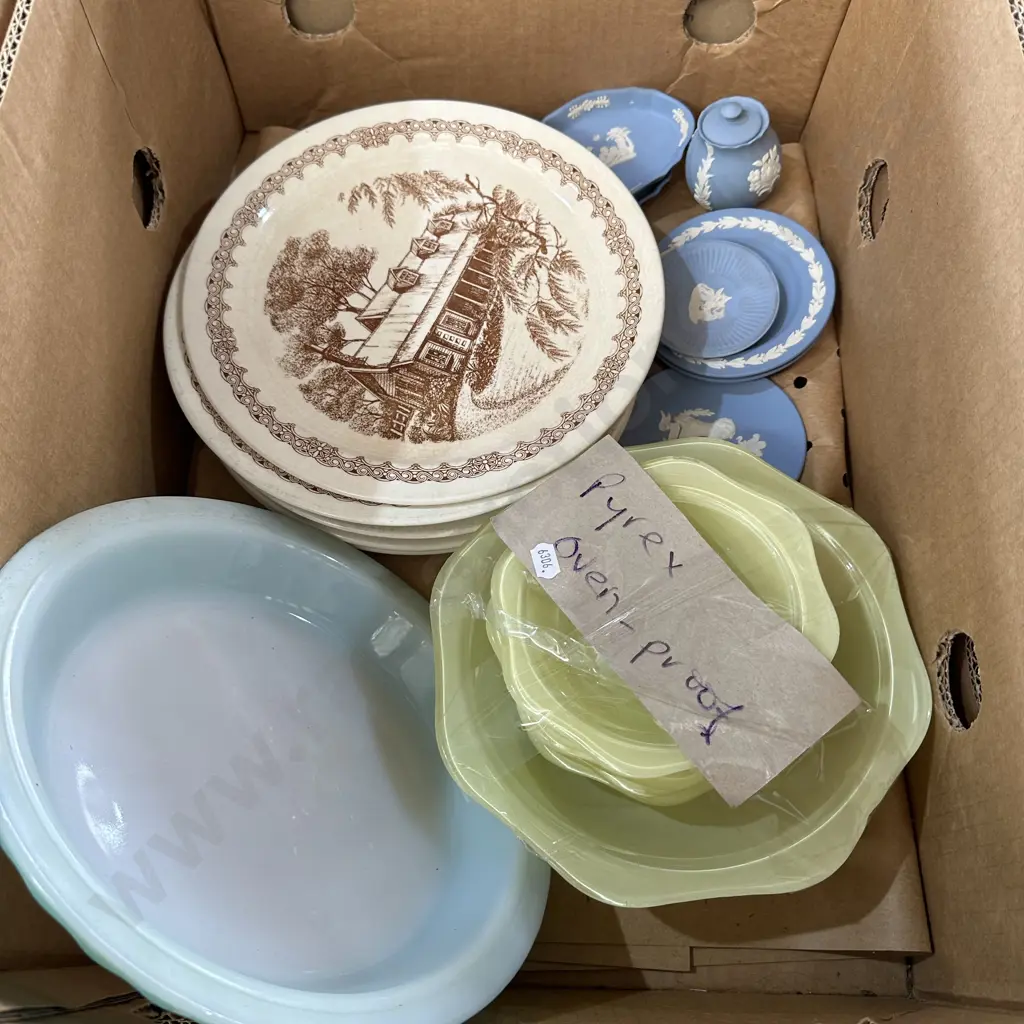 Wedgewood, pyrex etc Image 1++
