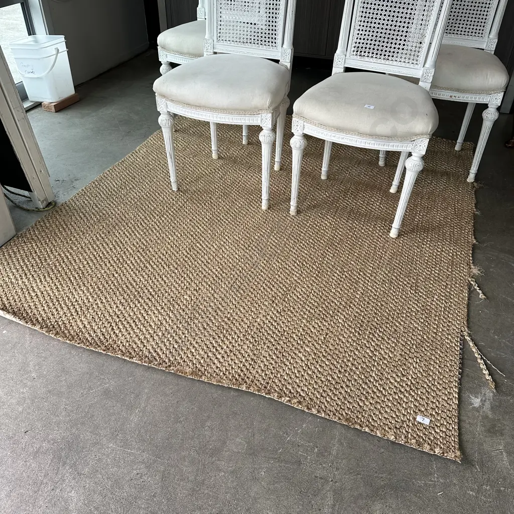 Carpet off cut  1900x1600 Image 1++