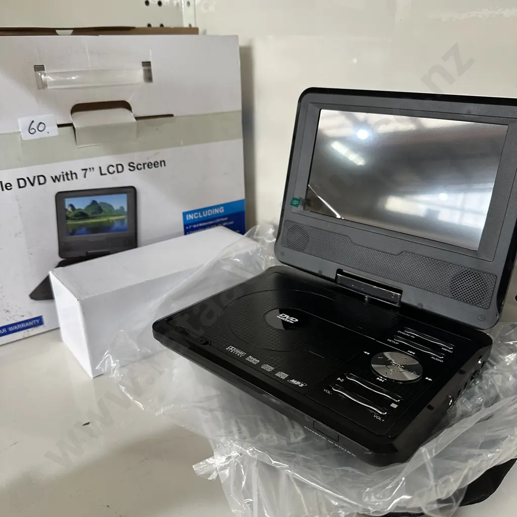 New portable DVD player Image 1++