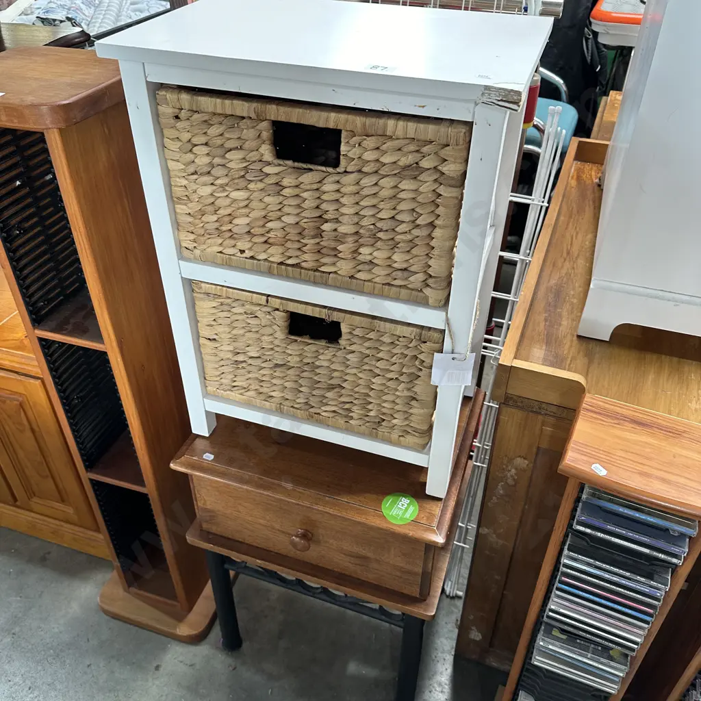 2 side drawers Image 1++