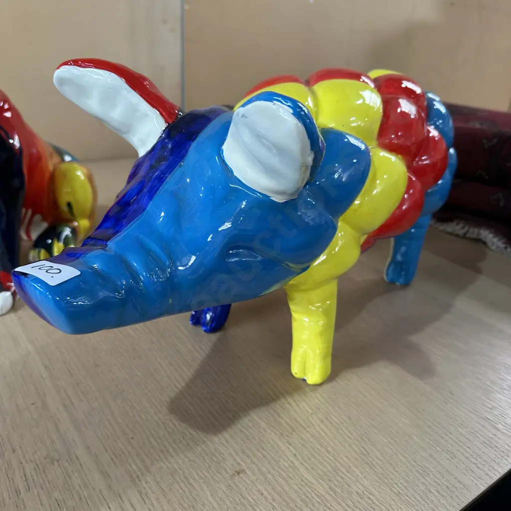 Pig figure Image 1++