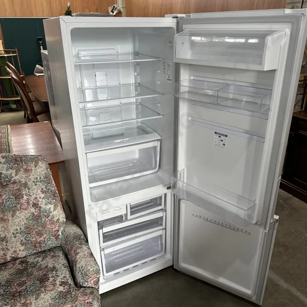 Westinghouse fridge freezer Image 1++