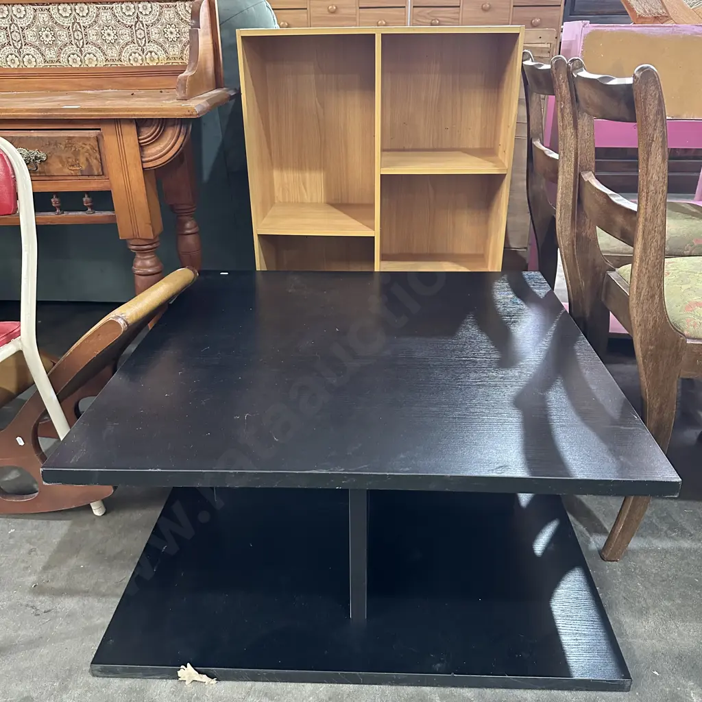 shelf and coffee table Image 1++