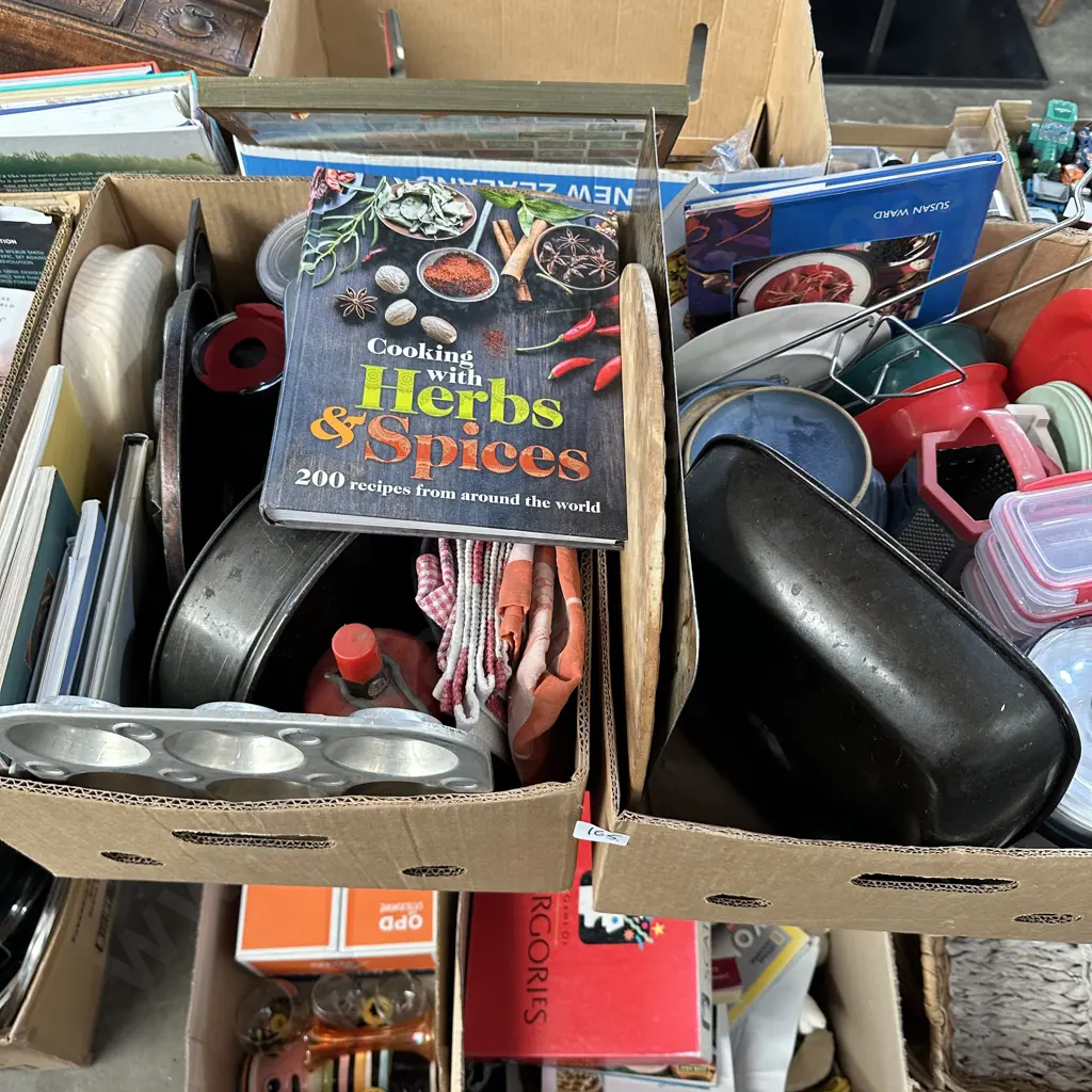 2 box kitchenware Image 1++