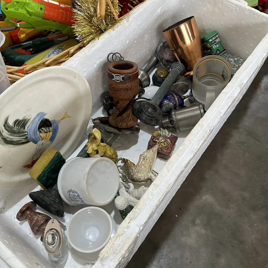 2 box collectables Image 1++