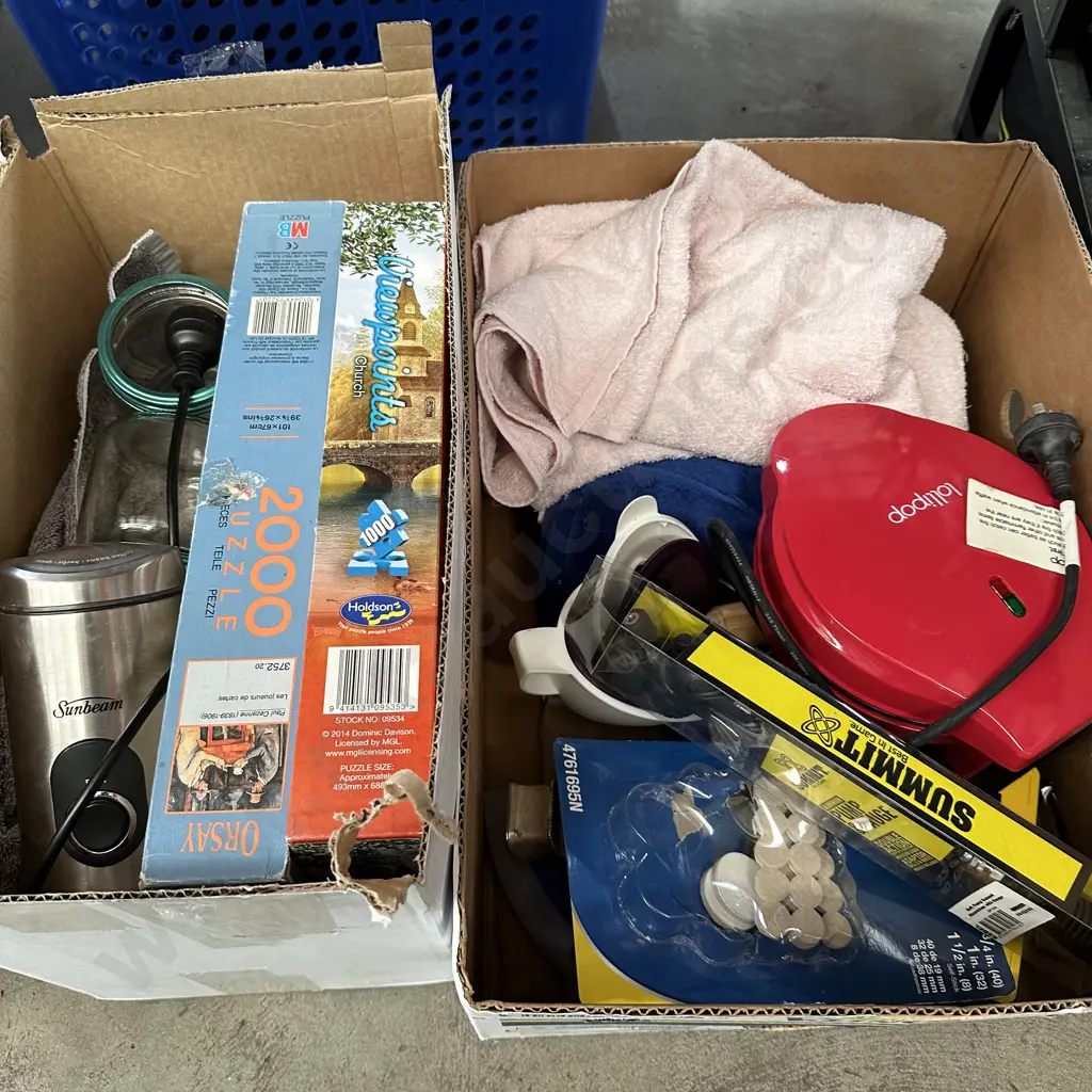 2 box jars, puzzels, coffee bean thing etc Image 1++