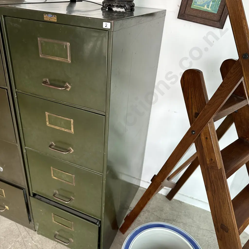 Vintage steel file cabinet Image 1++