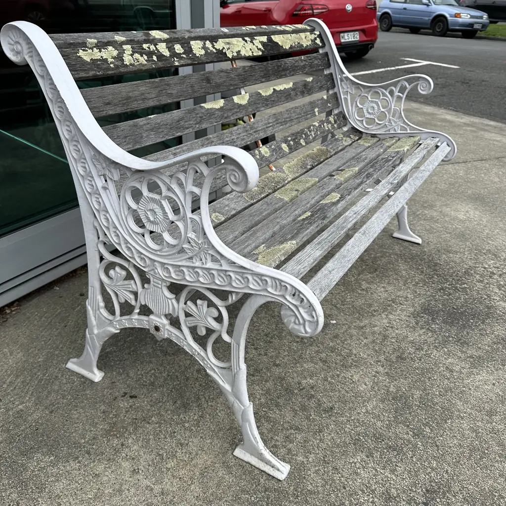 Garden seat Image 1++