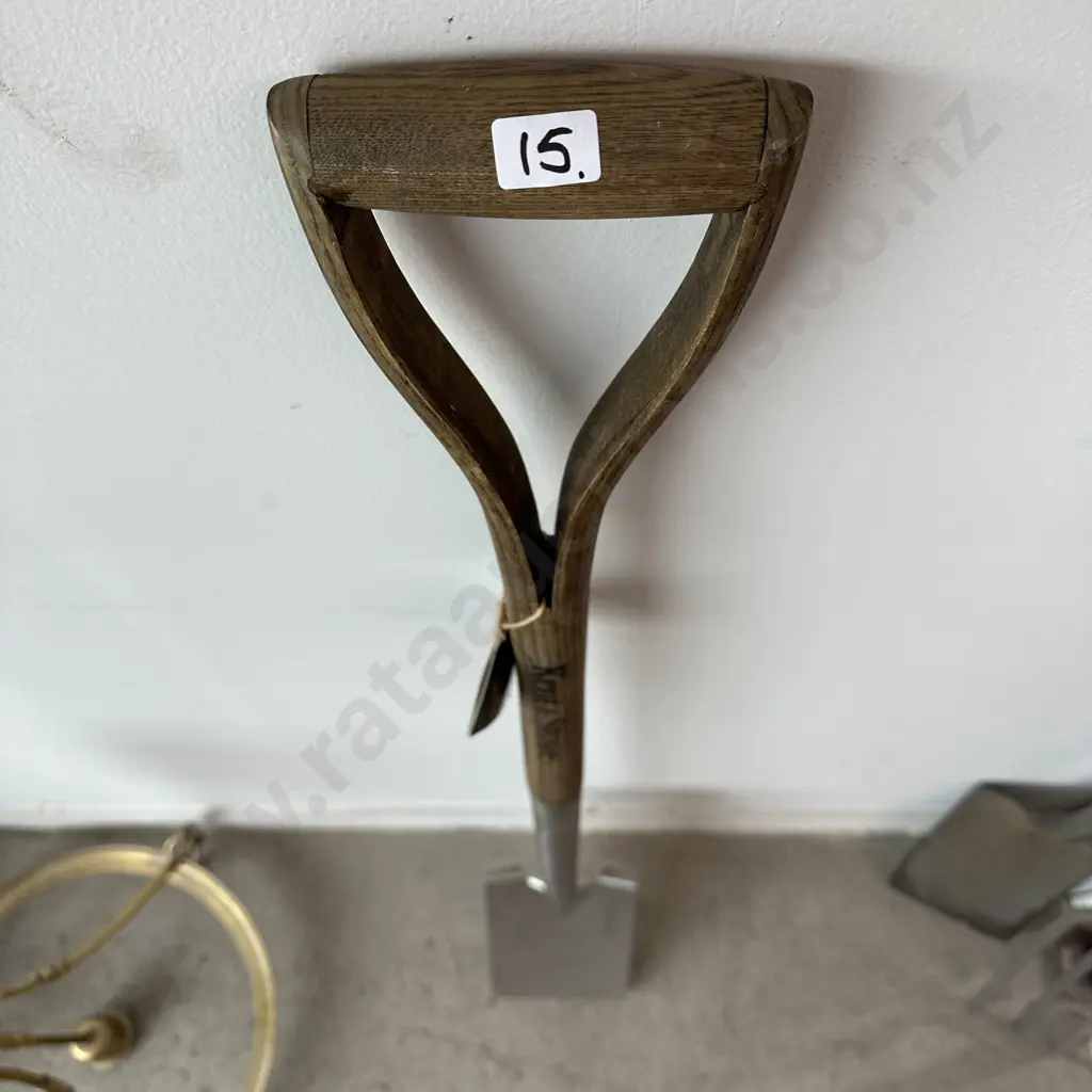 As new Kent & Stowe spade Image 1++